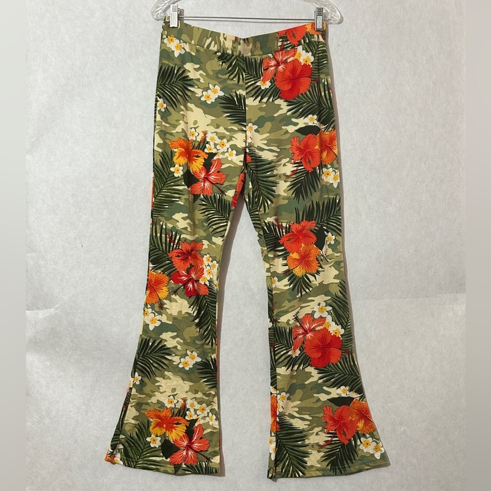 Rouge Helium Olive Camo Floral Flared Leggings with Orange & Red Hibiscus